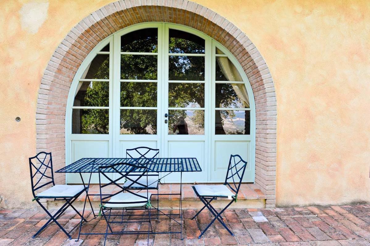 La Fonte Carducciana Villa San Casciano dei Bagni Luaran gambar