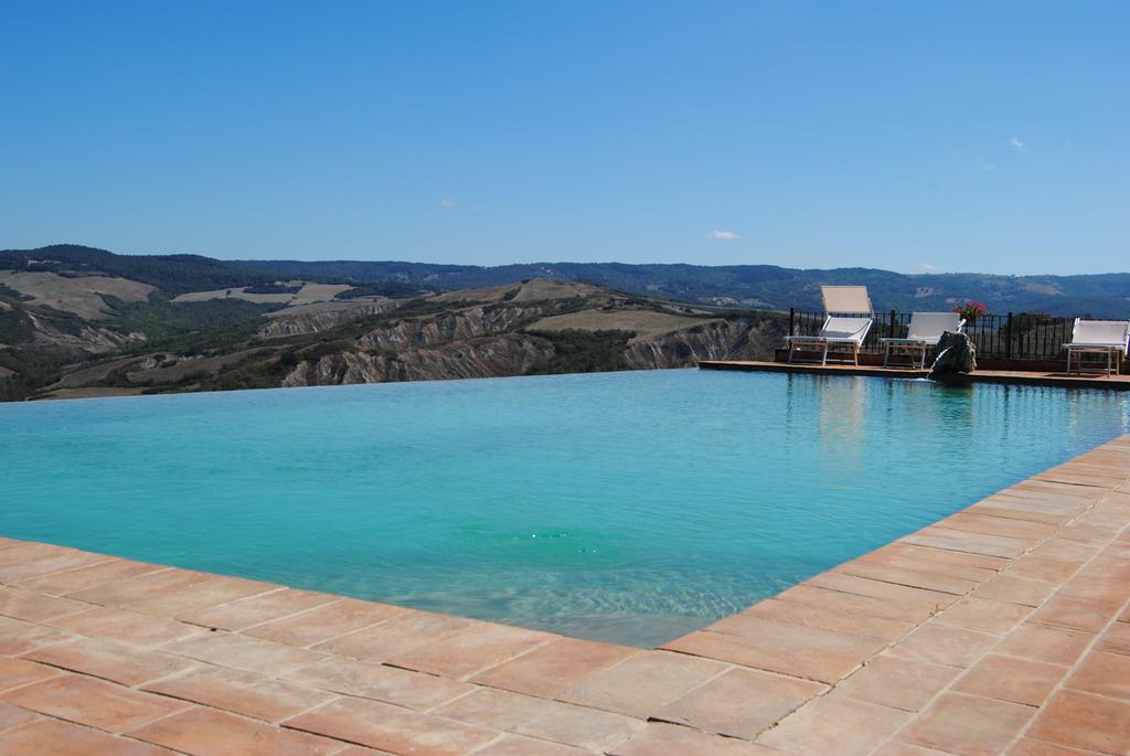 La Fonte Carducciana Villa San Casciano dei Bagni Bilik gambar
